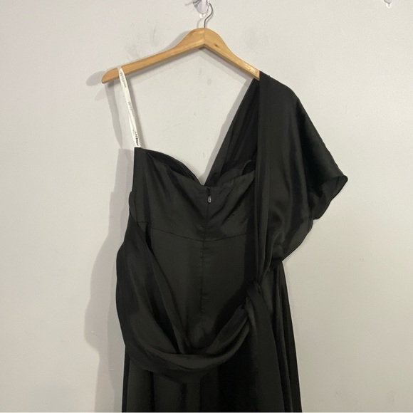 JJ's House A-line Halter V-Neck Chiffon Bridesmaid Dress - Picture 7 of 11